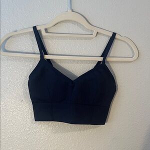 Navy blue workout set with ribbed design